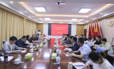 年檢促提升 規范促發展 教育局領導親臨學校 全面開展年檢工作