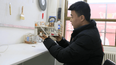 創業失敗，在新華重新起跑