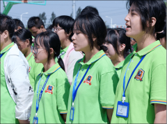 蘭州新華互聯網中等職業學校 落實開展“開學第一課《大豆謠》”活動