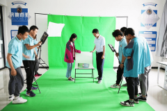 有這樣學電腦的實訓環(huán)境，蘭州地區(qū)的學生真幸運