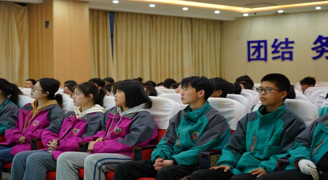 職普融通實驗班二年級高考動員及職教高考講座