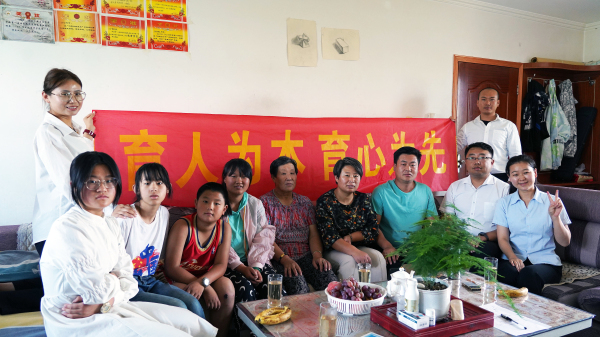 蘭州新華 家校共育 助力成才