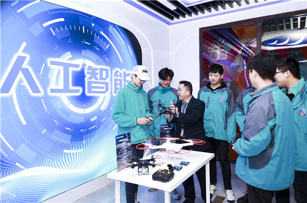 中國互聯網30年丨網民規模達10.79億人，數字經濟新動能持續釋放