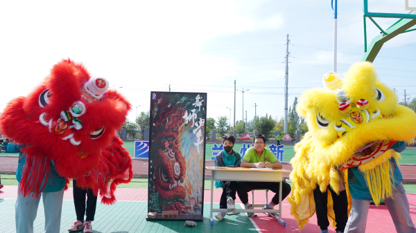 青春綻放 滿“新”歡喜-校園社團納新