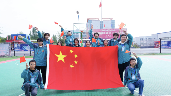 弘揚傳統文化，抒發愛國熱情——蘭州新華雙節活動