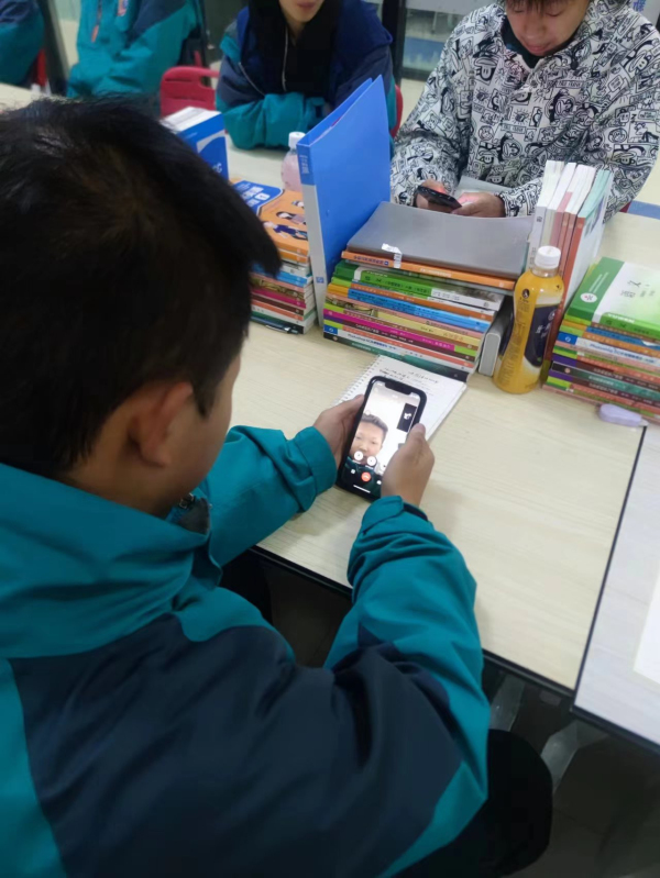 知恩于心 與愛同行 蘭州新華感恩節活動