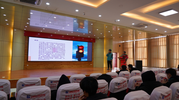 展示專業(yè)技能 提高職業(yè)素養(yǎng) 蘭州新華CAD學(xué)生結(jié)課答辯