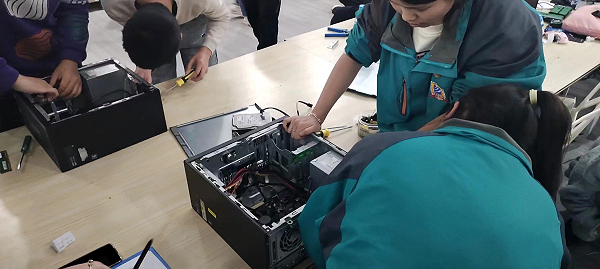 技炫青春 筑夢未來 計算機檢修與數據分析技能大賽